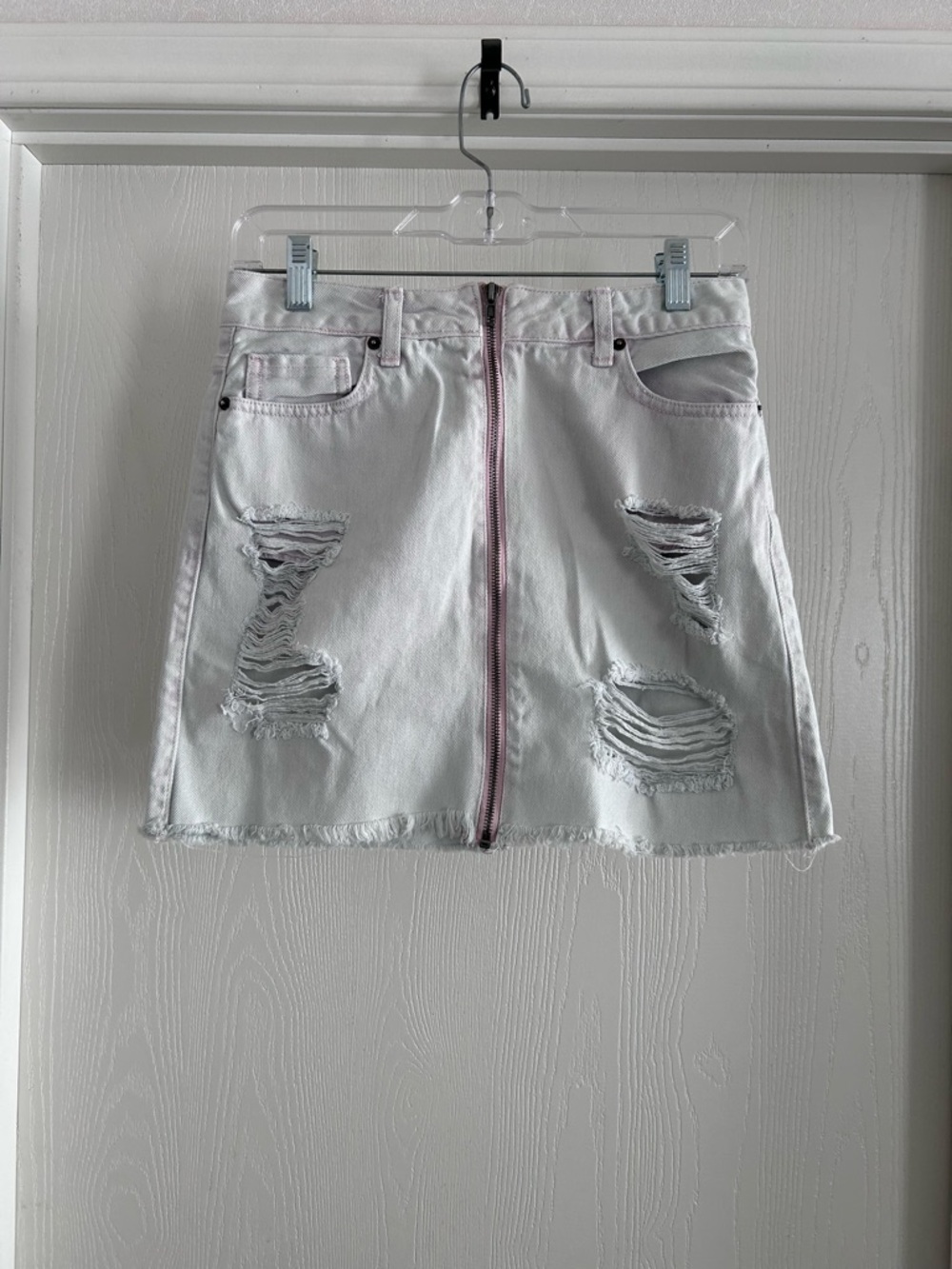 Forever 21  | Light White Denim Mini Skirt with Pink Center Zip | Size Medium